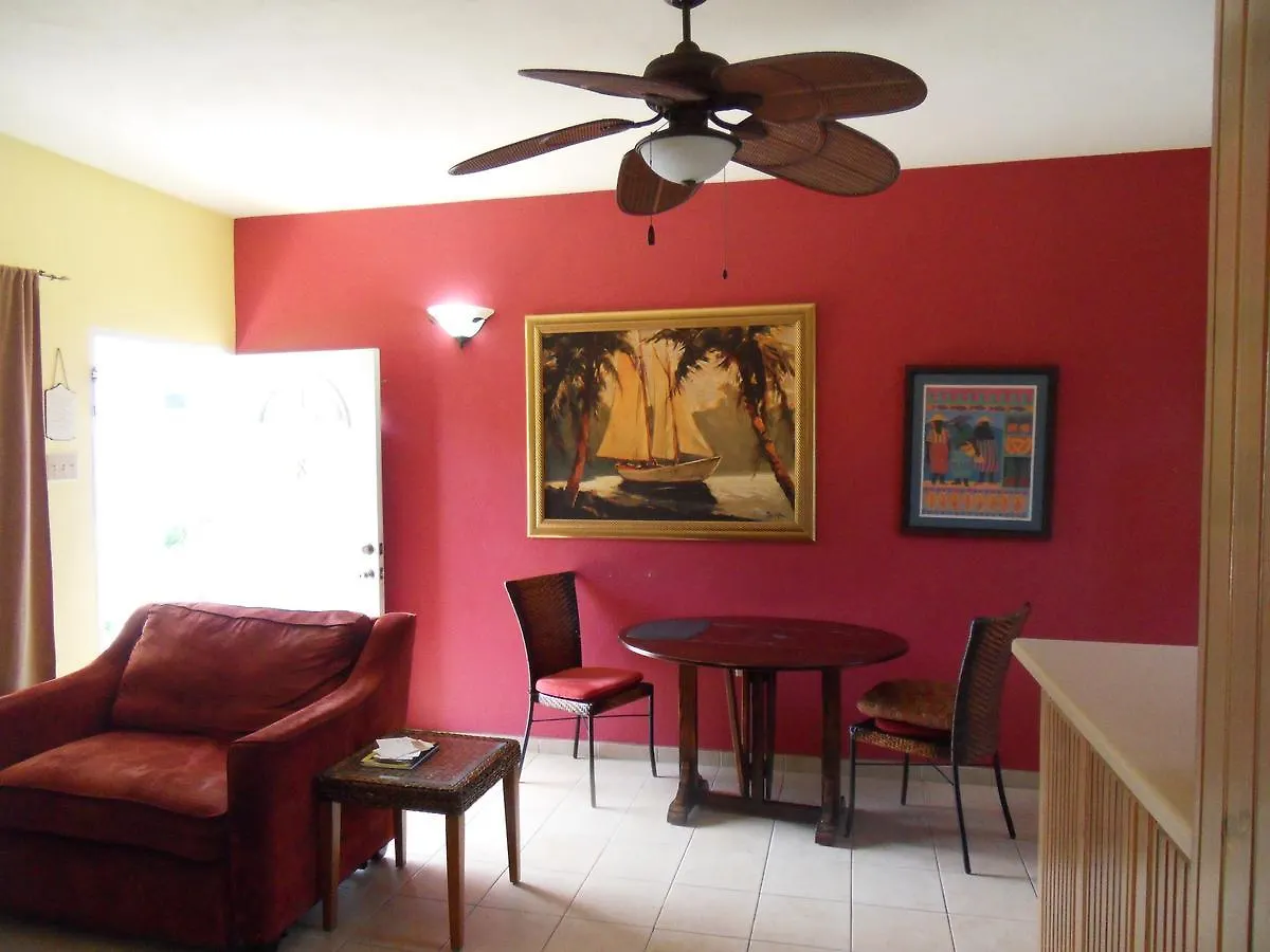 Club Caribbean Court Apartments Runaway Bay Jamaica